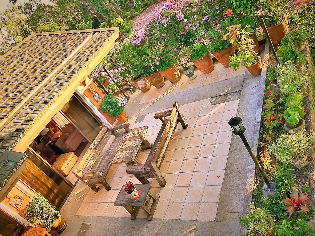 The Carmelence View Bed & Breakfast Tagaytay City Exterior photo