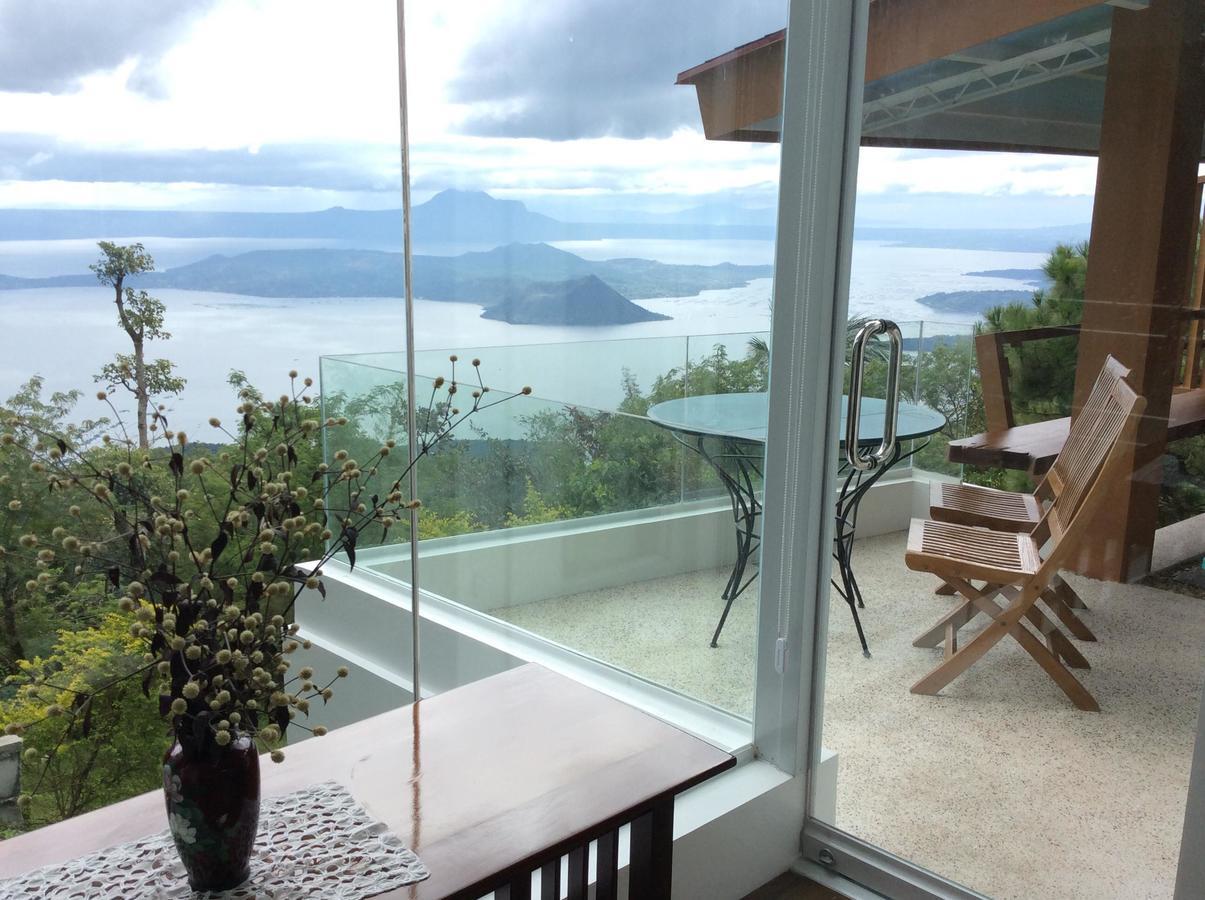The Carmelence View Bed & Breakfast Tagaytay City Exterior photo